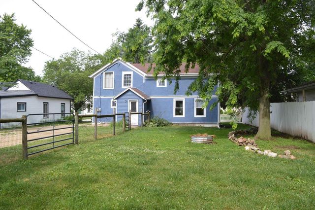 313 Pleasant Street, Clinton, WI 53525
