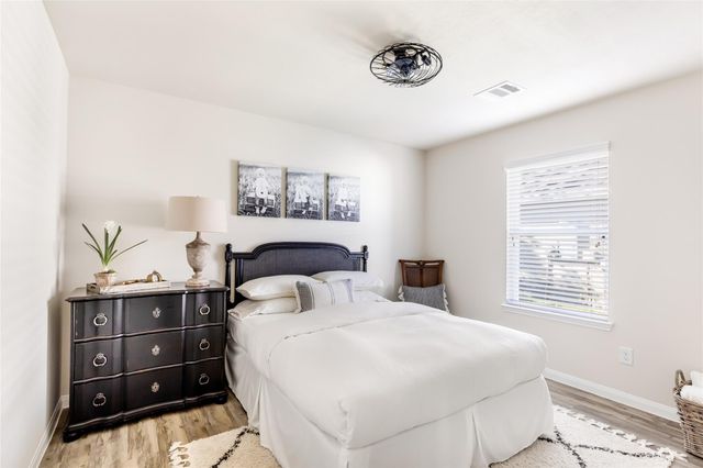 3118 This Way, Kingwood, TX 77339