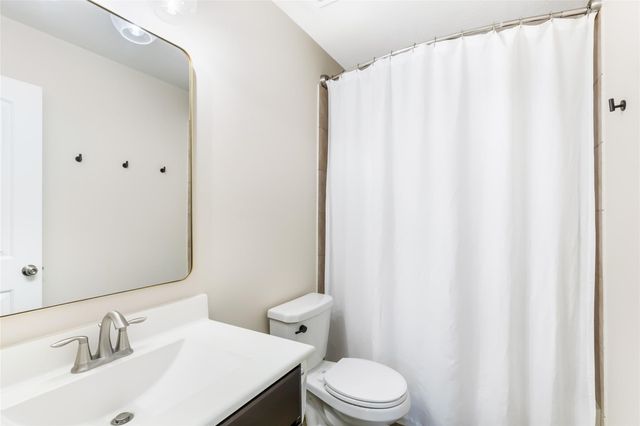 3118 This Way, Kingwood, TX 77339