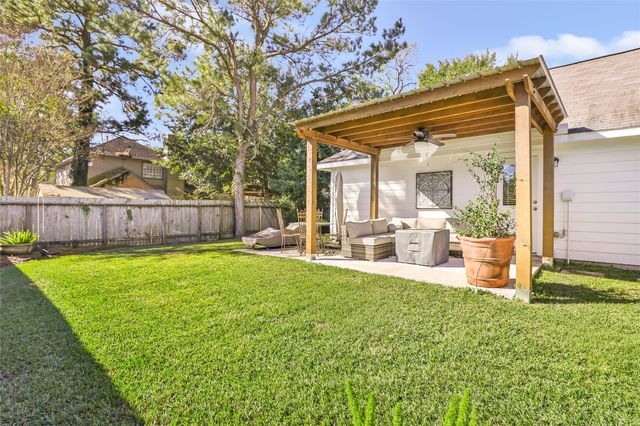 3118 This Way, Kingwood, TX 77339