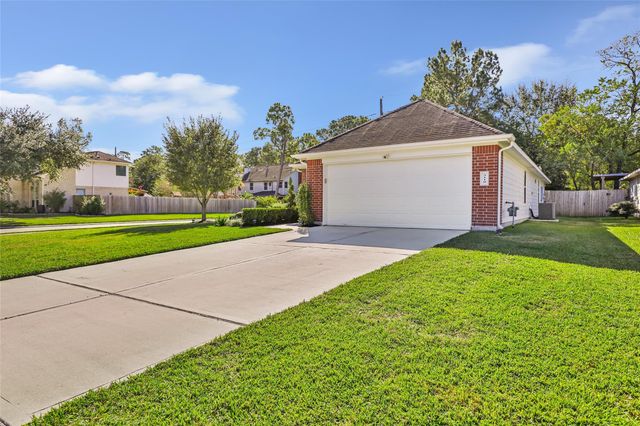 3118 This Way, Kingwood, TX 77339