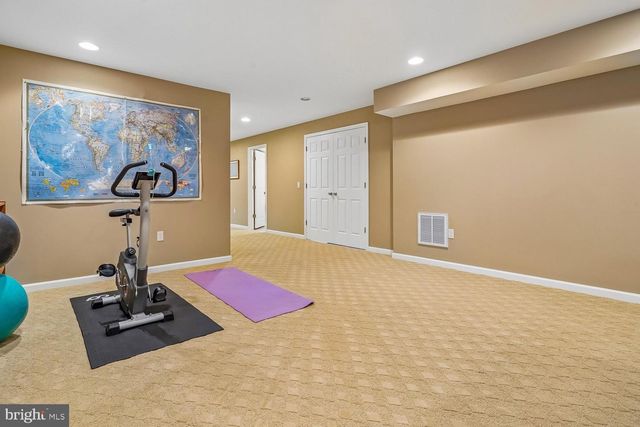 12840 DUNBARTON DR, Bristow, VA 20136