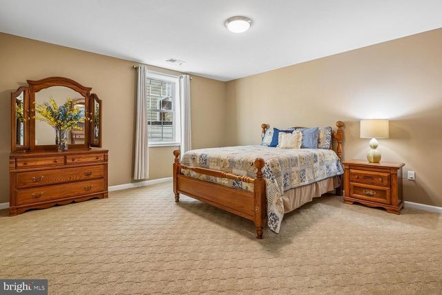 12840 DUNBARTON DR, Bristow, VA 20136