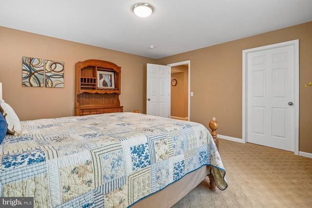 12840 DUNBARTON DR, Bristow, VA 20136