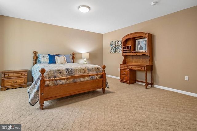 12840 DUNBARTON DR, Bristow, VA 20136