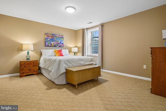 12840 DUNBARTON DR, Bristow, VA 20136