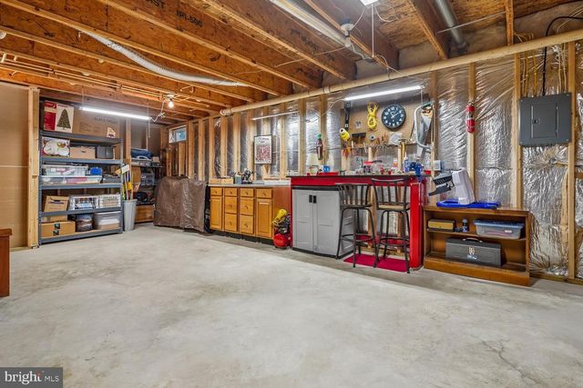 12840 DUNBARTON DR, Bristow, VA 20136