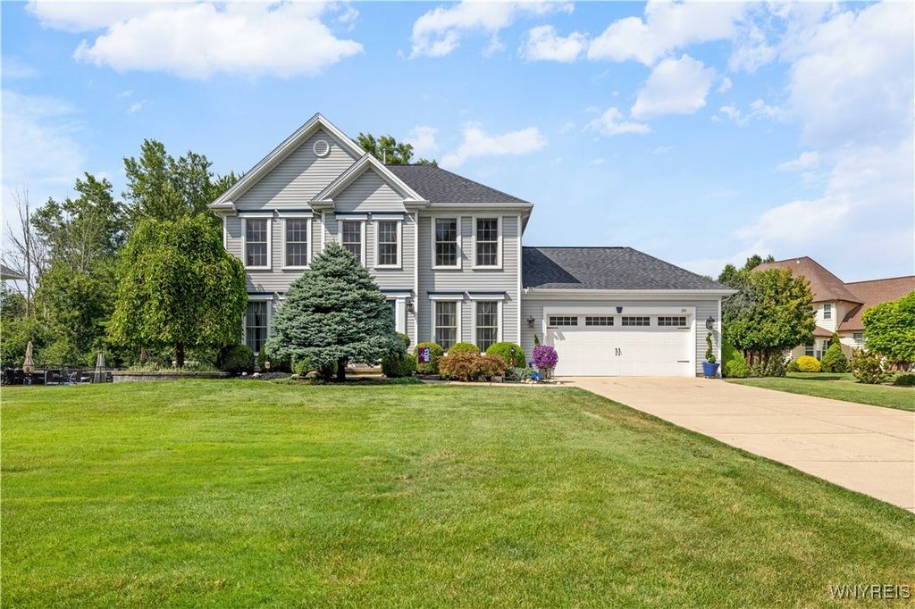 30 Thornapple Lane, Orchard Park, NY 14127