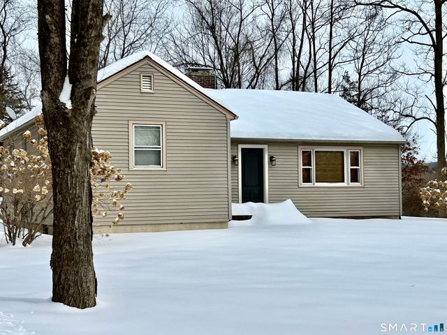 142 Washington Road, Woodbury, CT 06798