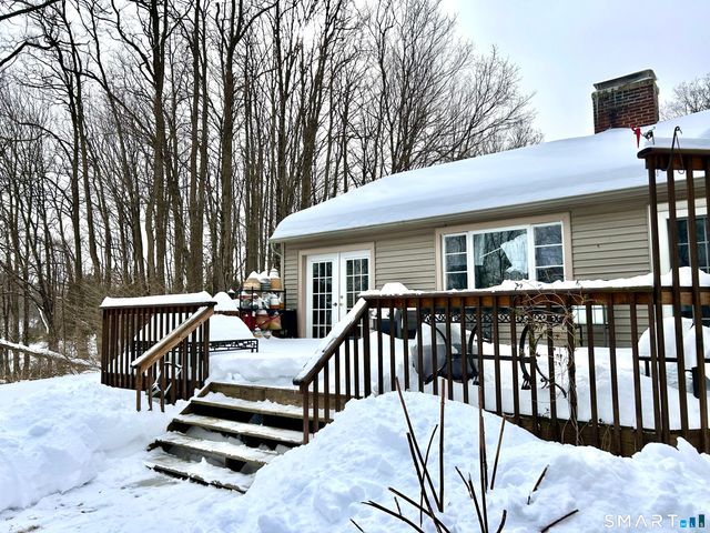 142 Washington Road, Woodbury, CT 06798