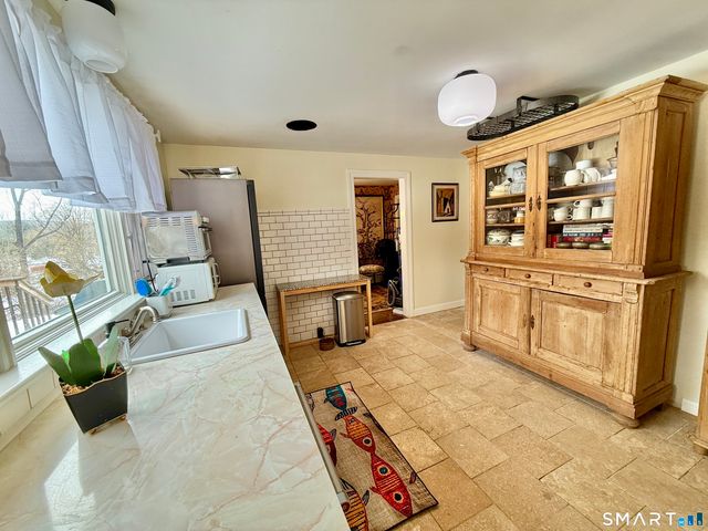 142 Washington Road, Woodbury, CT 06798