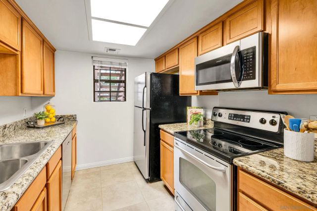 12059 Alta Carmel court 169, San Diego, CA 92128