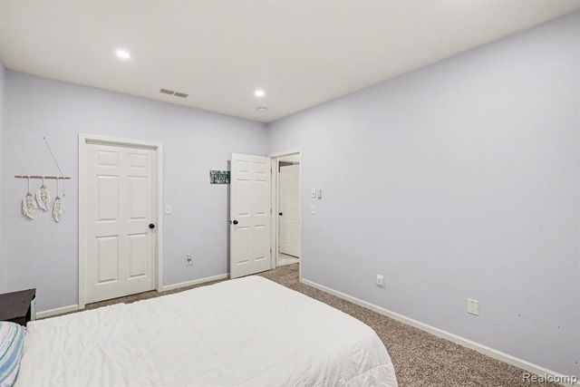 16413 Dominion Drive, Macomb, MI 48044