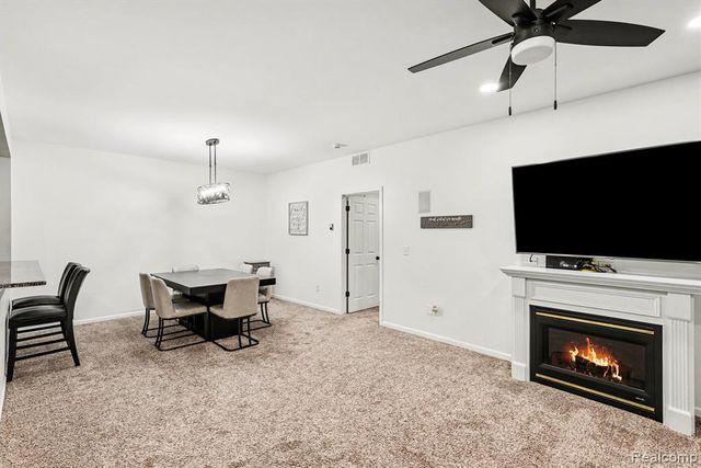 16413 Dominion Drive, Macomb, MI 48044