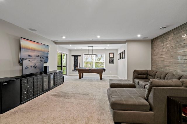 107 Maple Terrace, Waconia, MN 55387