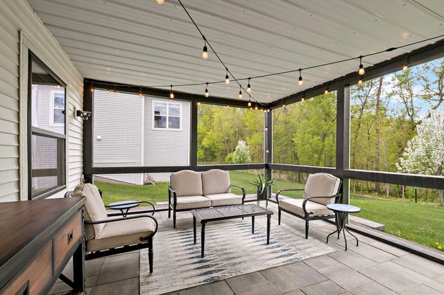 107 Maple Terrace, Waconia, MN 55387