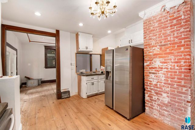 218 S Summit Ave Avenue, Sioux Falls, SD 57104