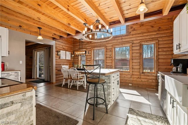 4911 Miller Road, Lowellville, OH 44436