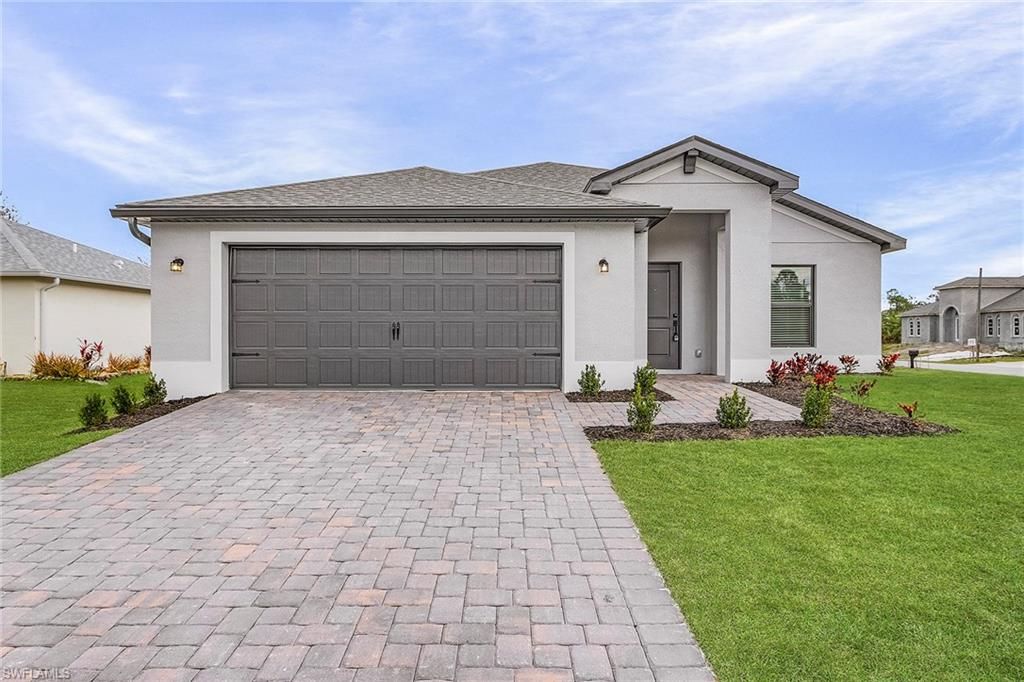 827 Rue Labeau CIR, FORT MYERS, FL 33913 — exterior