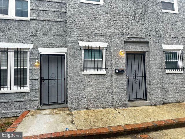 4632 HILLSIDE RD SE, Washington, DC 20019