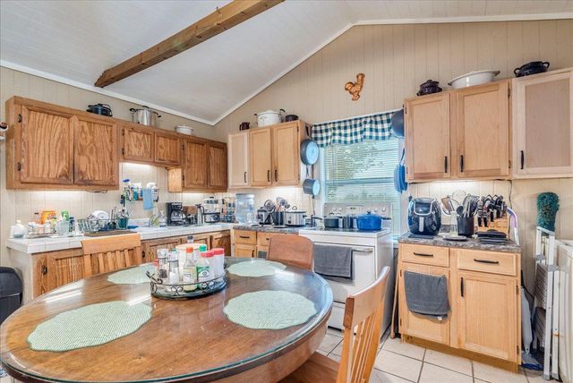 2411 Rohde RD, Kyle, TX 78640