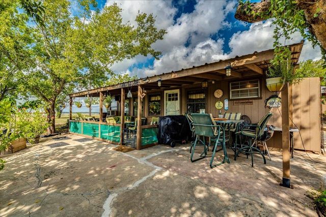 2411 Rohde RD, Kyle, TX 78640