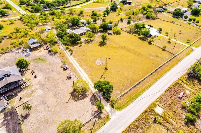 2411 Rohde RD, Kyle, TX 78640