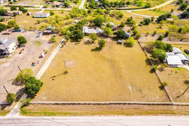 2411 Rohde RD, Kyle, TX 78640