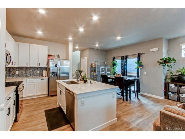 740 Cottonwood Ave, Bennett, CO 80102