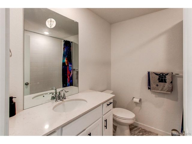 740 Cottonwood Ave, Bennett, CO 80102