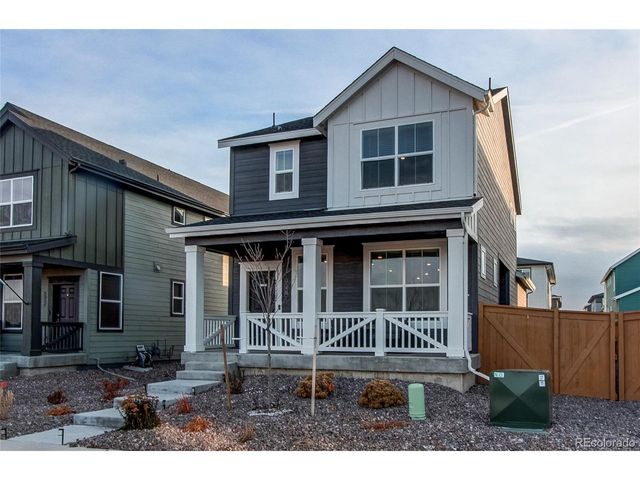 740 Cottonwood Ave, Bennett, CO 80102