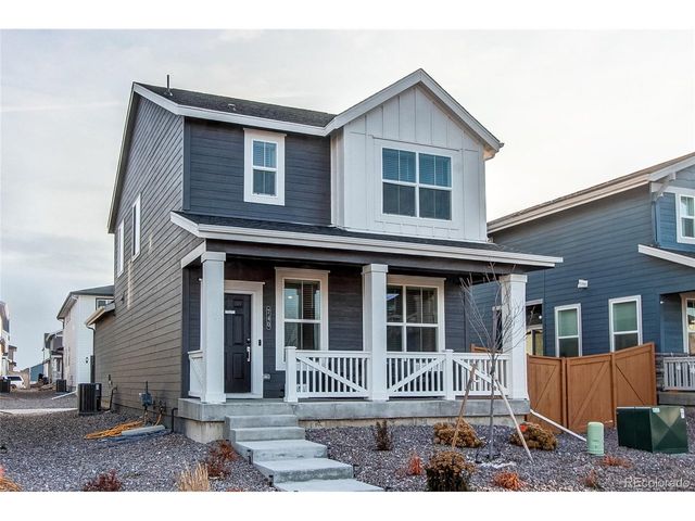 740 Cottonwood Ave, Bennett, CO 80102