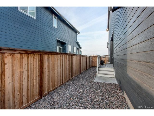 740 Cottonwood Ave, Bennett, CO 80102