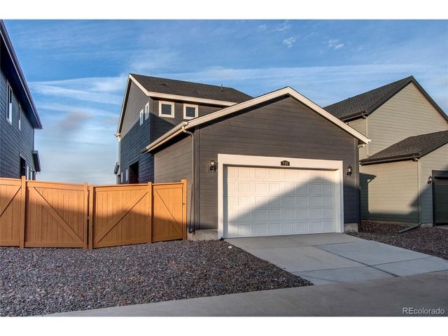 740 Cottonwood Ave, Bennett, CO 80102