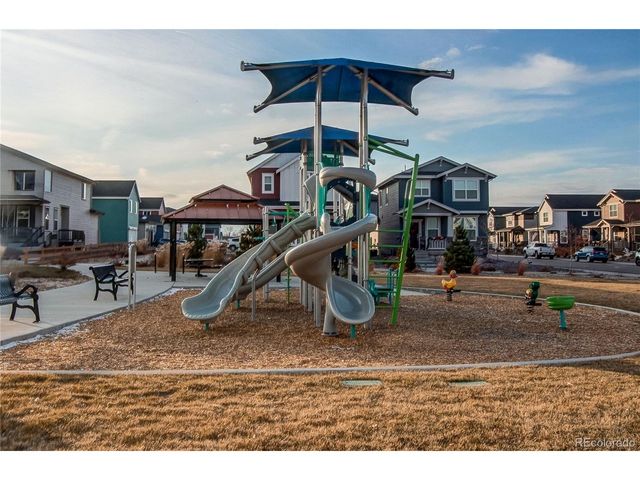 740 Cottonwood Ave, Bennett, CO 80102