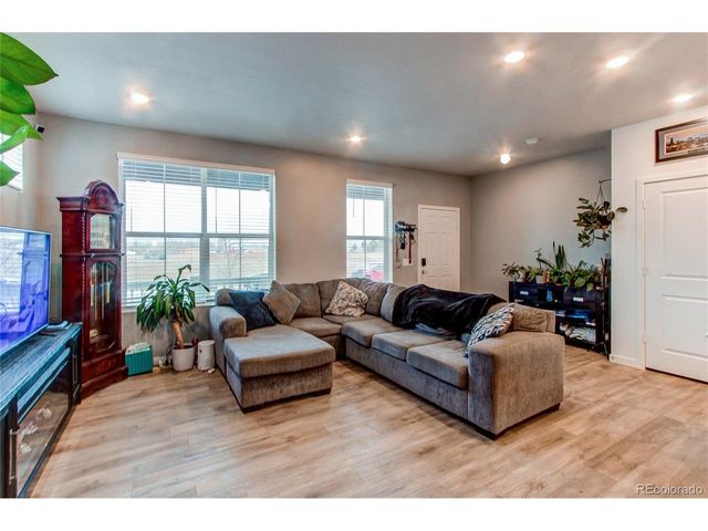 740 Cottonwood Ave, Bennett, CO 80102