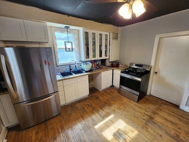 305 N 60th STREET, Milwaukee, WI 53213