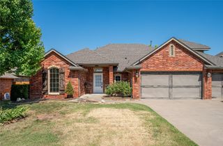16209 Old Oak Drive, Edmond, OK 73013