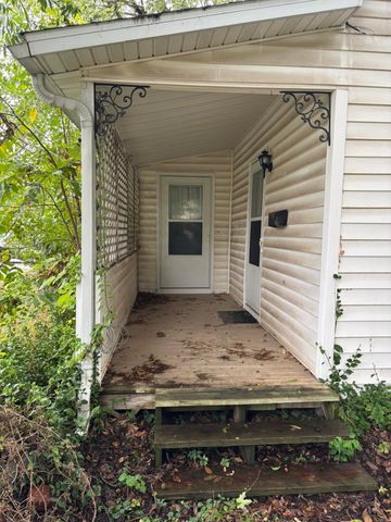 440 W Mccord Street, Neosho, MO 64850