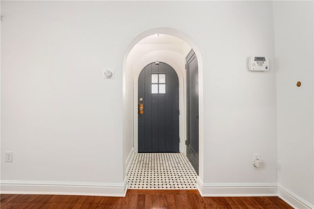 4314 Winterburn, Greenfield, PA 15207