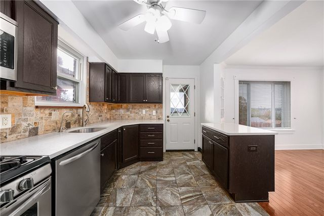4314 Winterburn, Greenfield, PA 15207