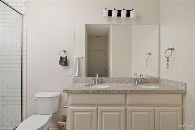 2702 N Rocky Rose Avenue, Edinburg, TX 78541