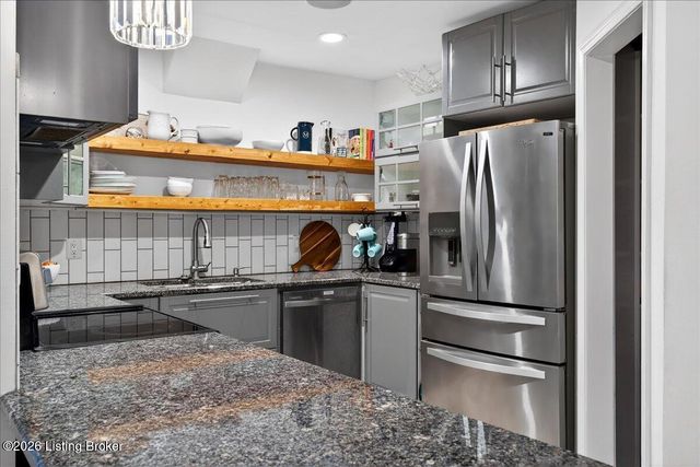 5800 Coach Gate Wynde, 289 289, Louisville, KY 40207