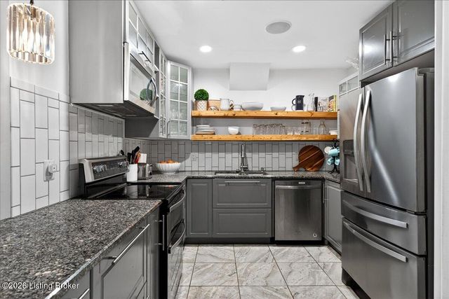 5800 Coach Gate Wynde, 289 289, Louisville, KY 40207