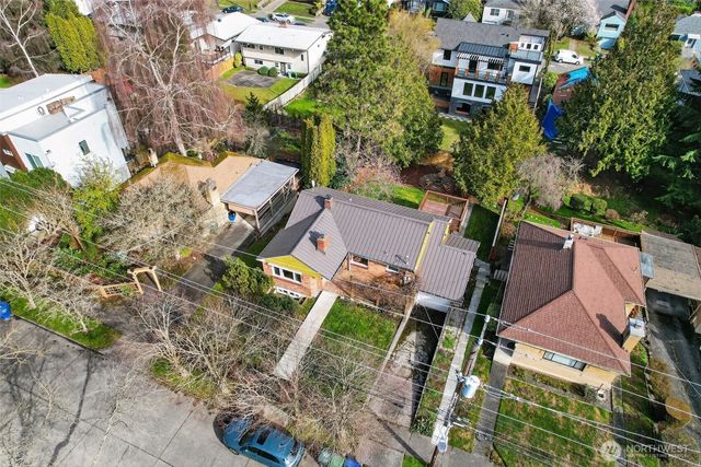 6522 38th Avenue NE, Seattle, WA 98115