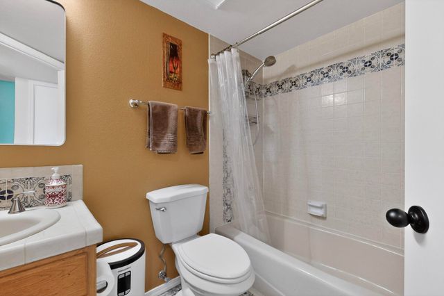 5214 Purcell Drive NE, Albuquerque, NM 87111