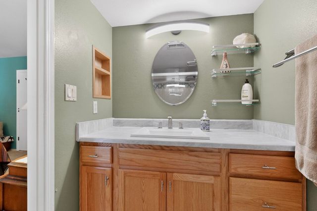 5214 Purcell Drive NE, Albuquerque, NM 87111