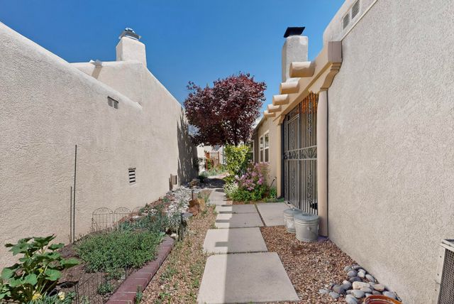 5214 Purcell Drive NE, Albuquerque, NM 87111