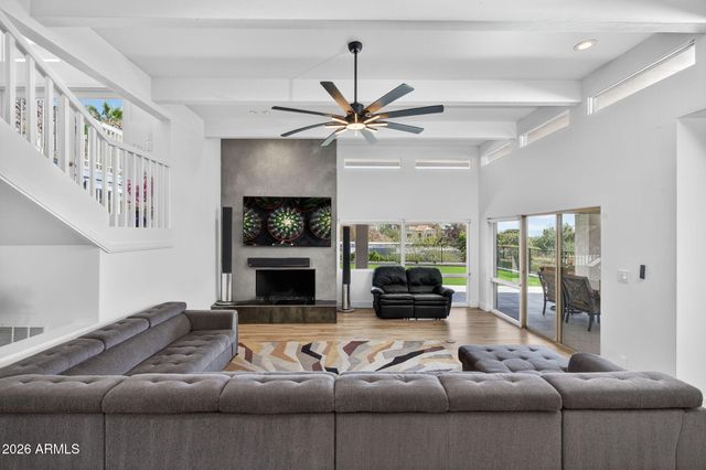 3500 E LINCOLN Drive 22, Phoenix, AZ 85018