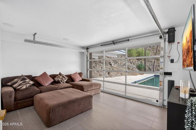 3500 E LINCOLN Drive 22, Phoenix, AZ 85018